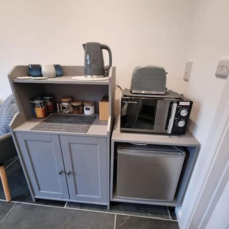 The Den - A Modern, Quirky, Self Contained Unit Lejlighed Braunton Eksteriør billede